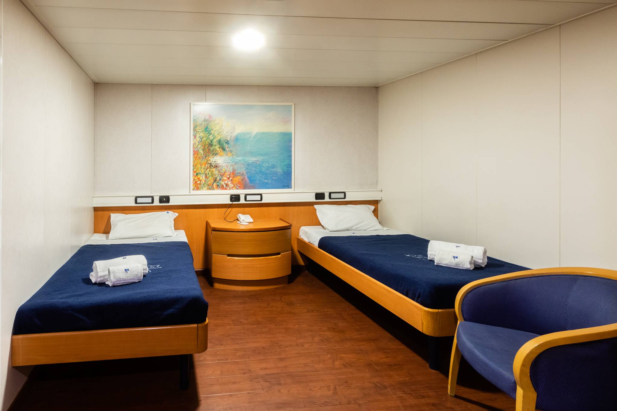 Grimaldi Lines: Cruise Bonaria cabina interna con 2 posti letto