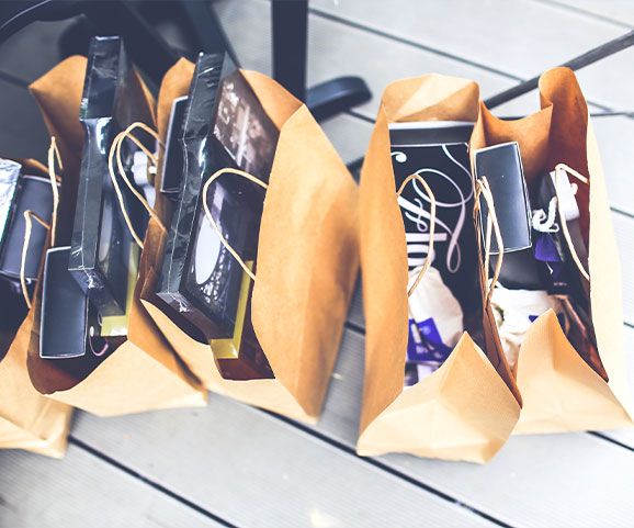 SHOPPING
