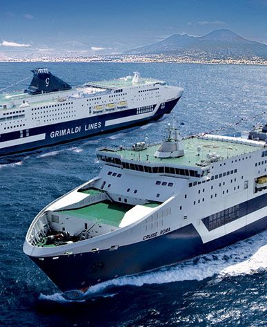 navi ammiraglie della flotta Grimaldi Lines