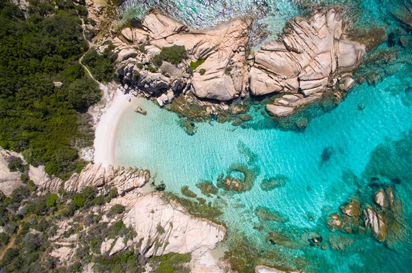 mare e spiaggia di olbia