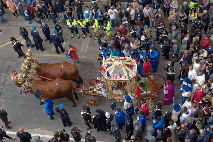 festa-di-sant-efisio-sardegna