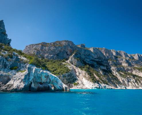 Trekking_in_Sardegna__dai_Boschi_della_Barbagia_alle_escursioni_panoramiche_in_Supramonte