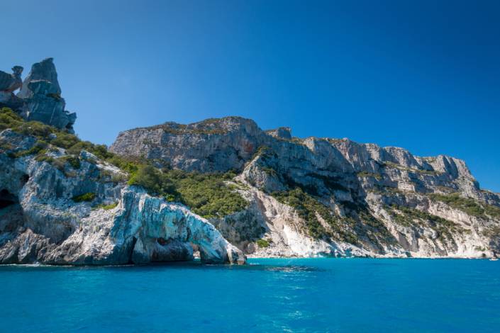 Trekking_in_Sardegna__dai_Boschi_della_Barbagia_alle_escursioni_panoramiche_in_Supramonte