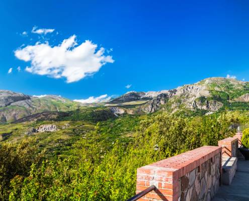 Escursioni_a_cavallo_nella_zona_delle_Madonie_in_Sicilia_tra_colori_e_infinite_valli