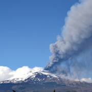 Passeggiate_serali_sull’Etna__escursioni_al_tramonto_tra_crateri_e_stelle