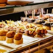 Tapas_al_tramonto__vivi_Minorca_tra_sapori_locali_e_panorami_sul_mare